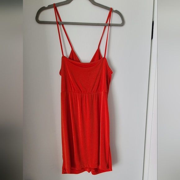 Urban Outfitters Twist-Front V-neck Bright Red Mini Dress - Picture 4 of 8
